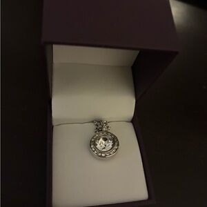 Elegant Silver Pendant Necklace